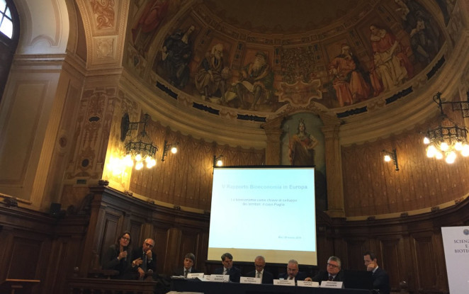 Presentato a Bari il V Rapporto sulla Bioeconomia in Europa di Intesa Sanpaolo e Assobiotec